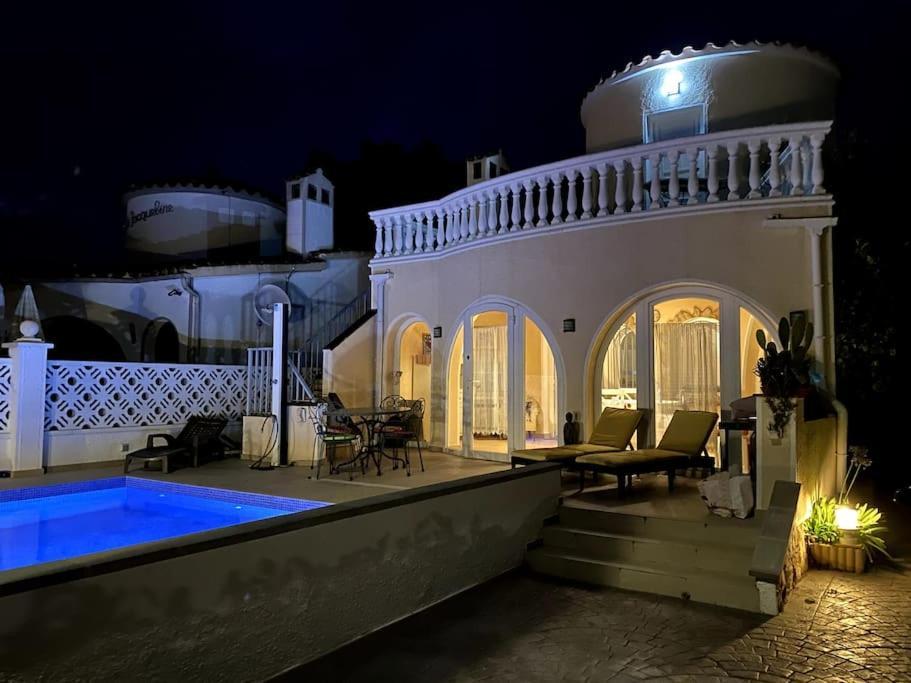 إمبوريابرافا Jolie Maison Avec Sa Piscine Privee Wifi المظهر الخارجي الصورة